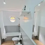 Spacious Chalet Next To The Sea - Airport * サン・イシドロ